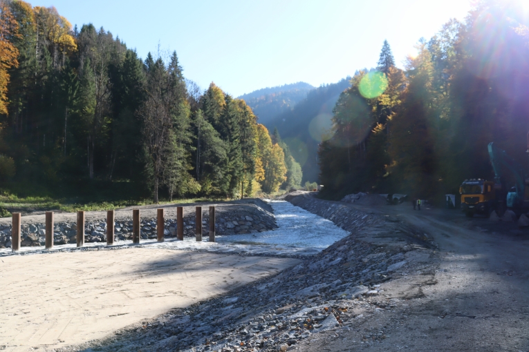 Ausgebauter Zufluss des Ferchenbaches zum Wildholzrechen
