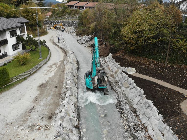 Instandsetzungsarbeiten im Hammersbach