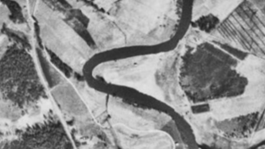 Luftbild der Loisach, Fkm 20,5, von 1946