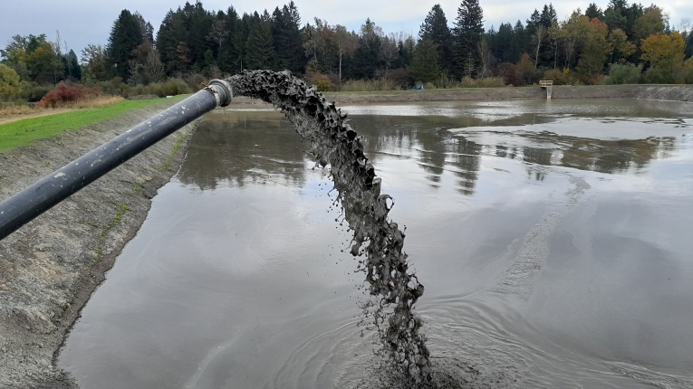 Absetzbecken, 13.10.2025