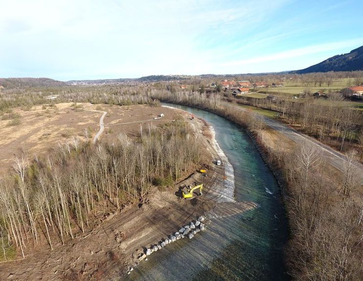 Link führt zur Seite Flussbauliche Massnahmen in der Isar in der Gemeinde Gaißach bei Schalchen