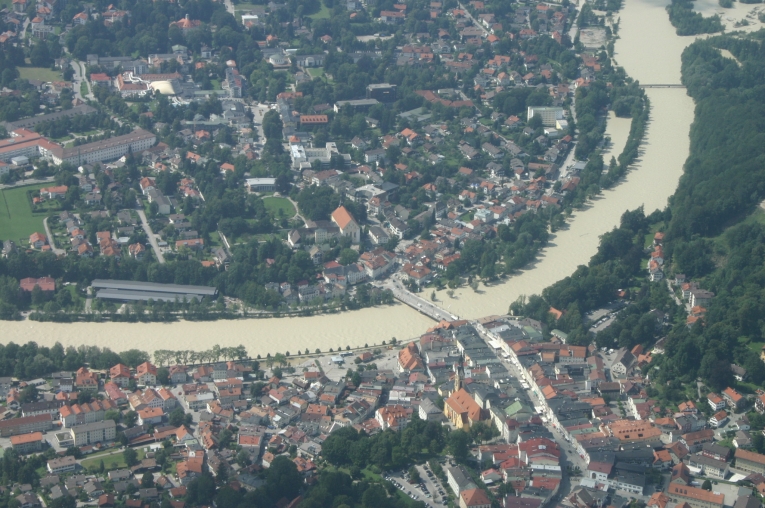 Augusthochwasser 2005 - Isar bei Bad Tölz