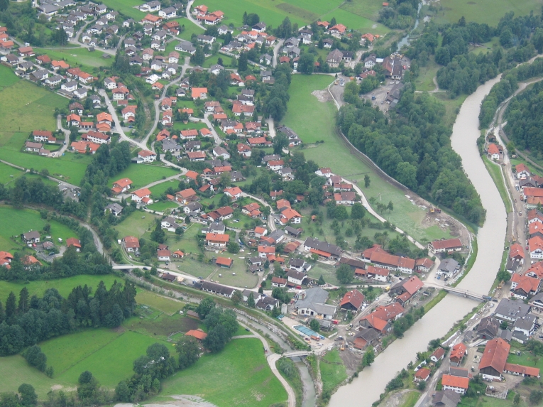 Augusthochwasser 2005 - Loisach bei Eschenlohe