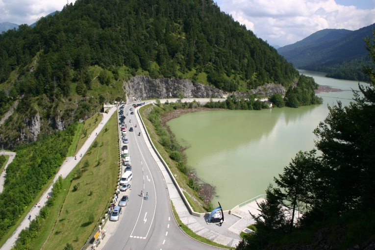Sylvensteinspeicher - Blick auf den Damm